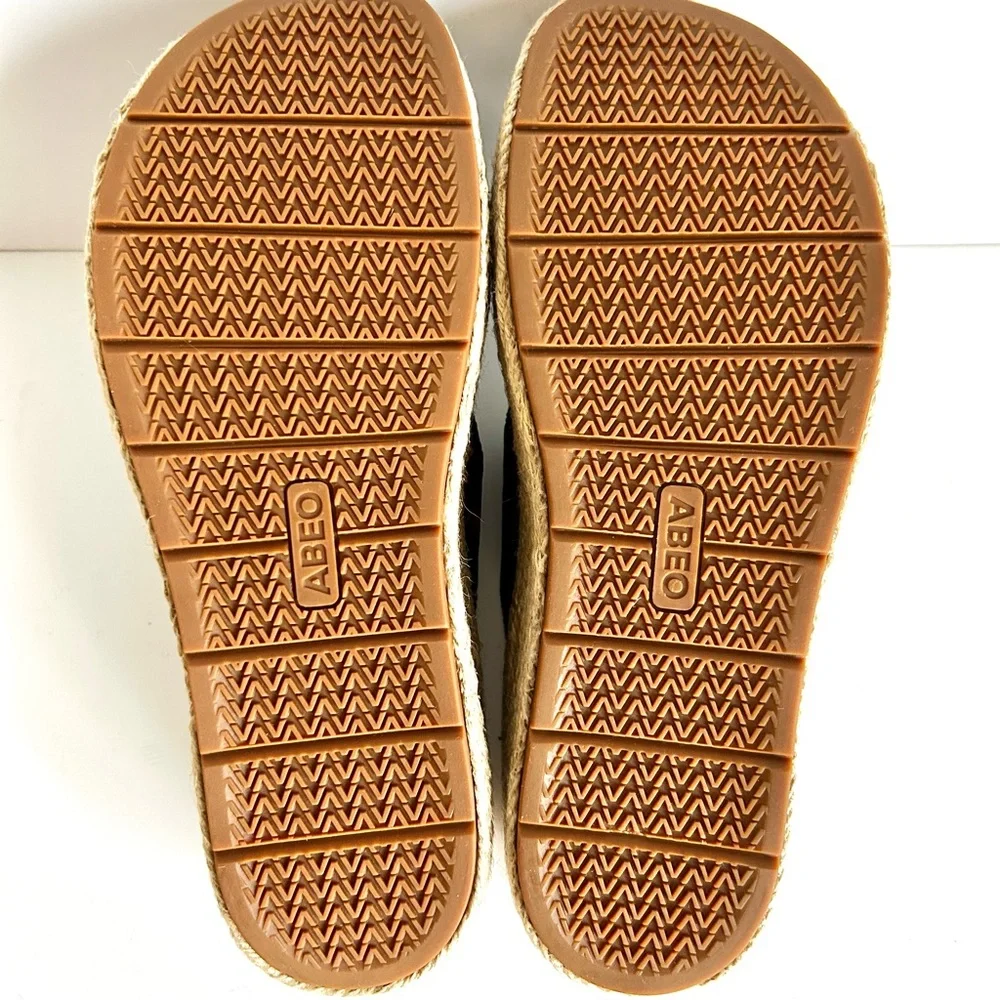 ☀️NEW IN BOX ABEO Solstice Cross Slide Metatarsal. Size: 7.5